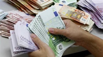  سعر اليورو مقابل الجنيه المصري مساء اليوم السبت 6 - 4 - 2024