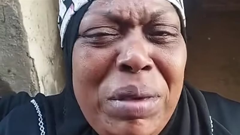 والدة أحد الضحايا،