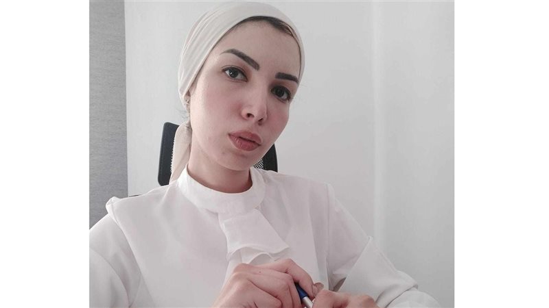دينا عماد خبيرة اسواق