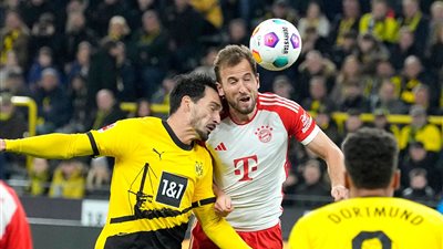 صدام دورتموند وبايرن ميونخ يخطف الأنظار في الدوري الألماني