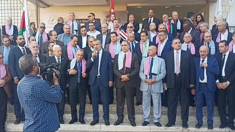 وفقة احتجاجية للمحامين