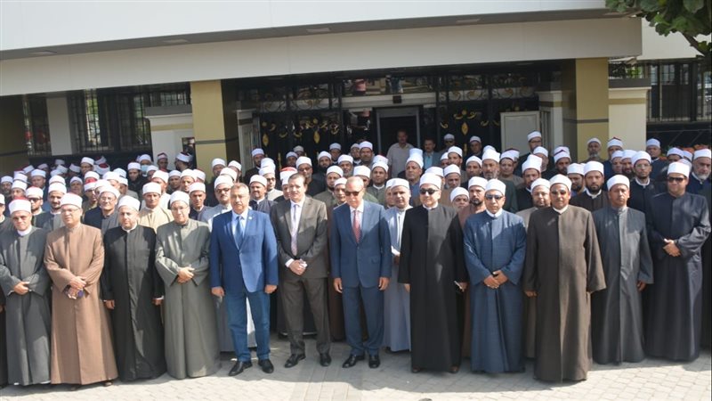 محافظ القليوبية خلال