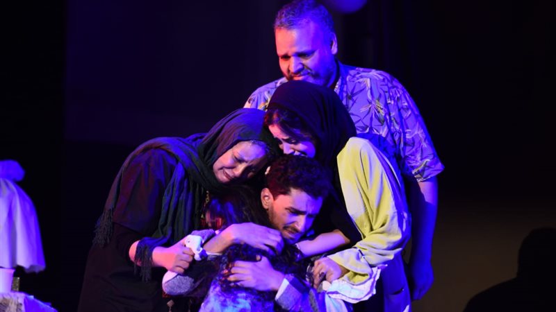 مسرحية شدة، فيتو