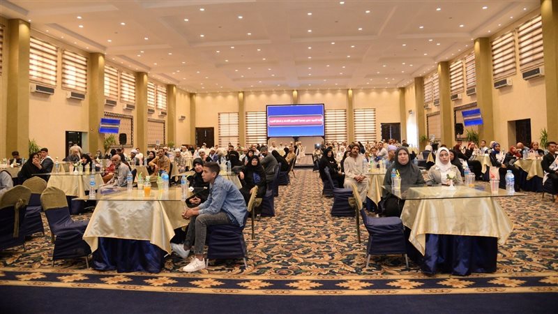 تكريم أسر الشهداء