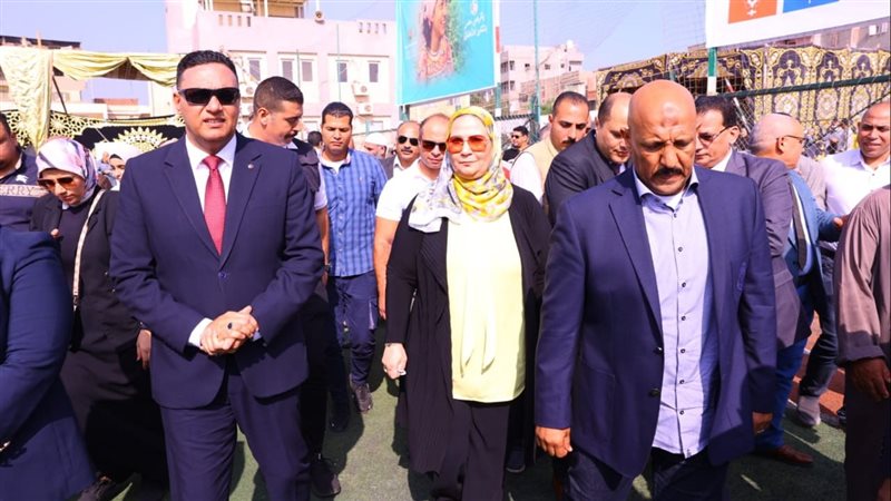  نيفين القباج وزيرة