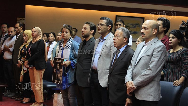 أعضاء من مجلس النقابة،