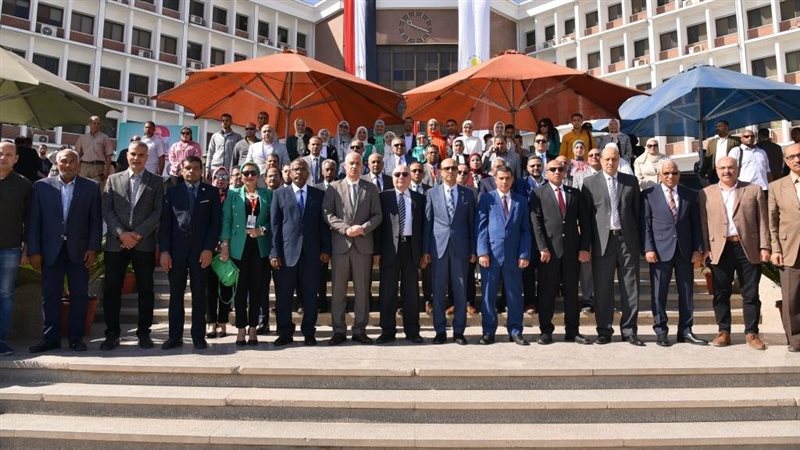 المنتدي البيئي بجامعة