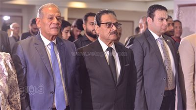 دقيقة حداد على أرواح شهداء فلسطين في بدء مؤتمر حملة فريد زهران