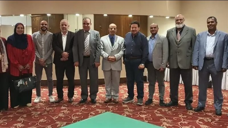 جانب من من عقد الورشة