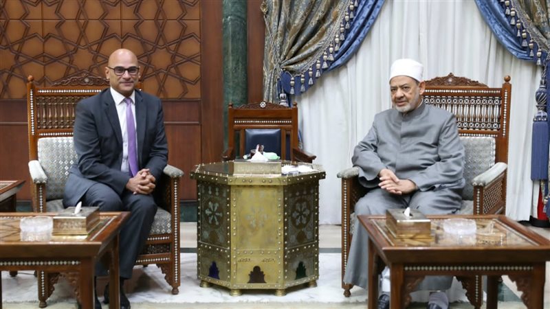 شيخ الأزهر وسفير