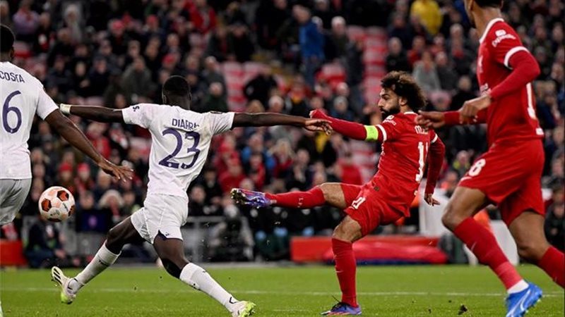 ليفربول، فيتو