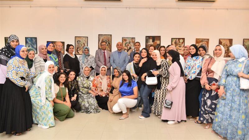 معرض كلية الفنون