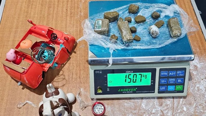 المضبوطات بحوزة رجال