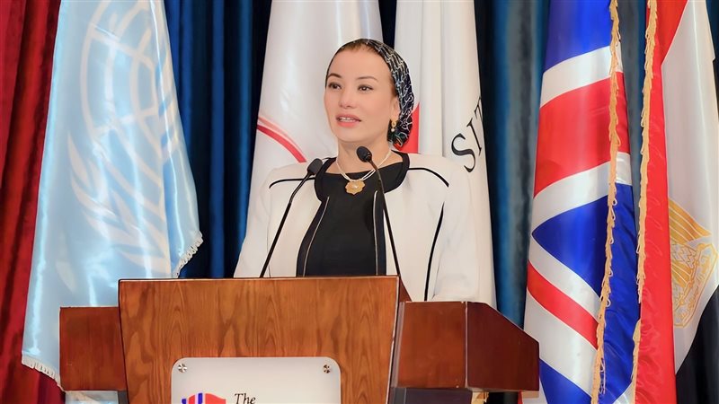 الدكتورة ياسمين فؤاد