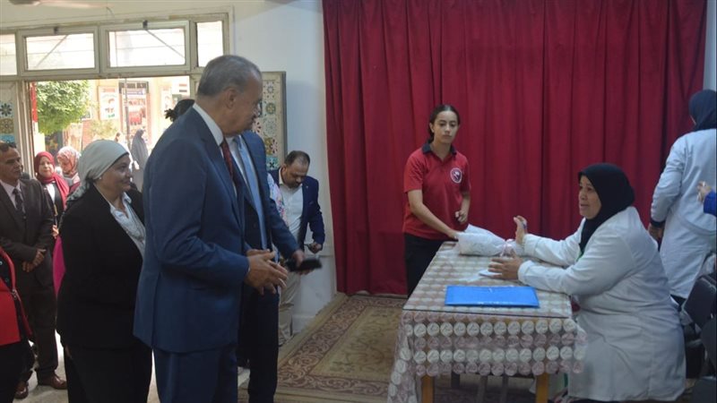 محافظ القليوبية خلال