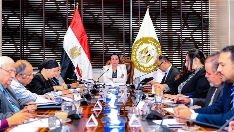 لجنة القيد والاعتماد