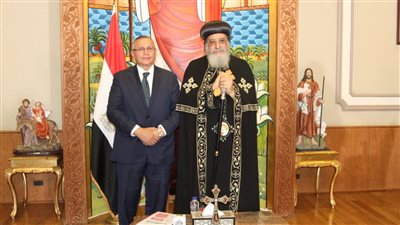  عبد السند يمامة يلتقي قداسة البابا تواضروس بالمقر البابوي