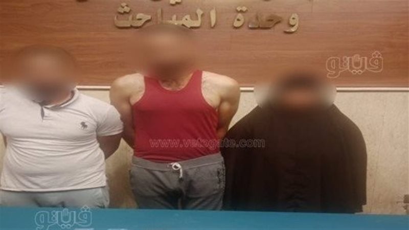 المتهمون، فيتو