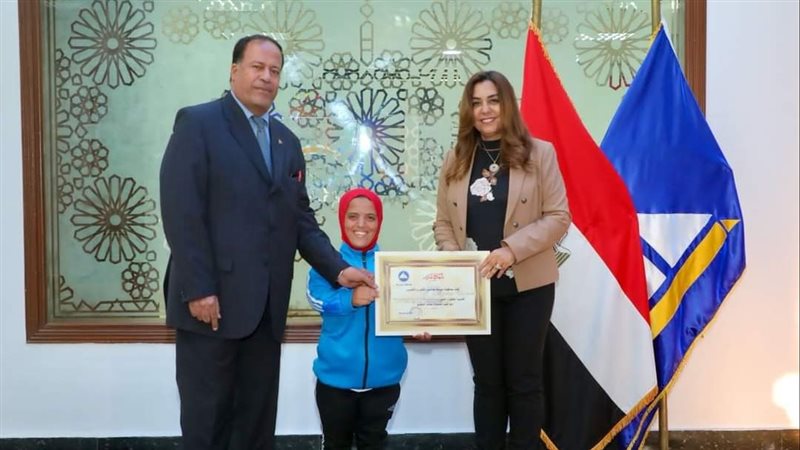 المحافظ تُهنئ أبطال