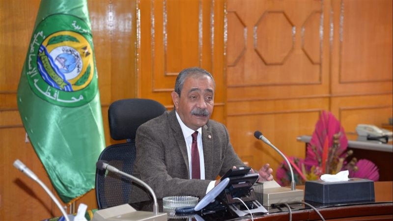 محافظ الإسماعيلية،