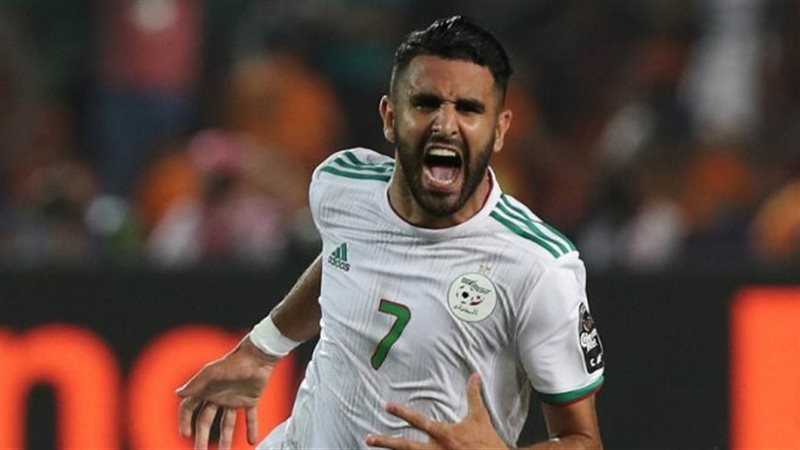 رياض محرز، فيتو