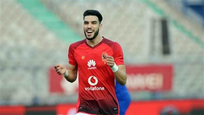 أرقام وليد أزارو مع الأهلي بعد ارتباط اسمه بالعودة مجددًا 