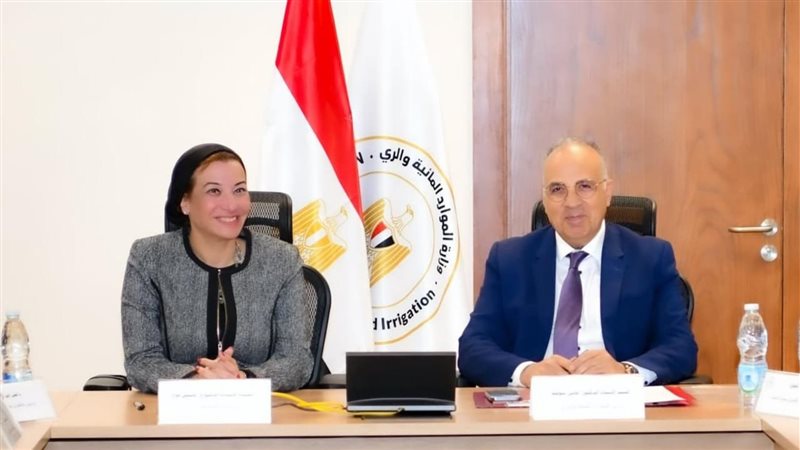 وزيرا البيئة والري،