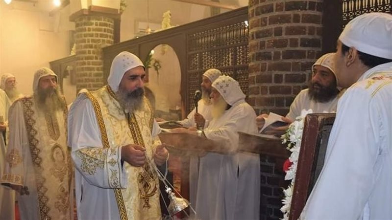 دير المحرق، فيتو