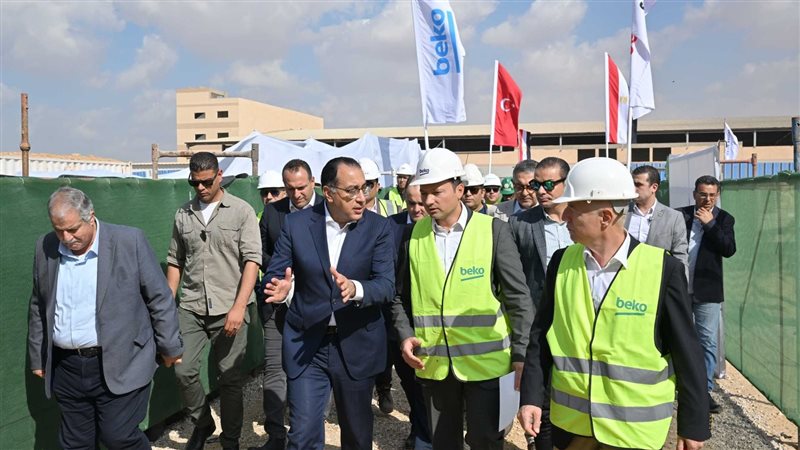 رئيس الوزراء يتفقد