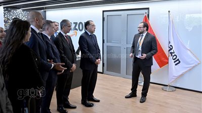 على هامش المؤتمر الدولي للتكنولوجيا، رئيس الوزراء يتفقد مركز أمازون لخدمة العملاء (صور) 