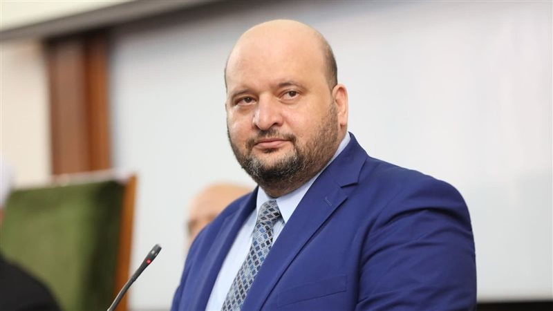  الدكتور إبراهيم