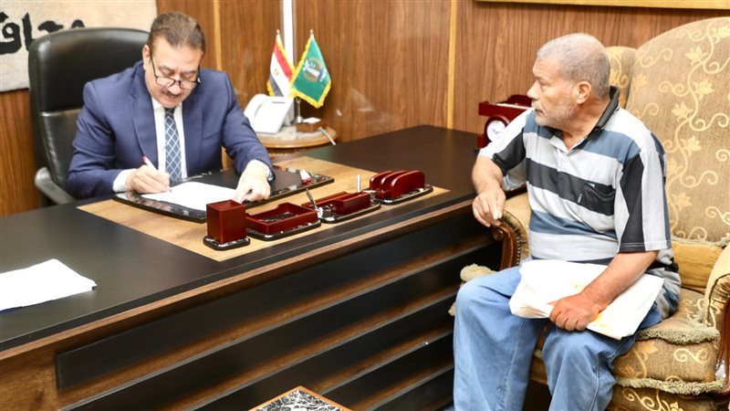 محافظ المنوفية خلال