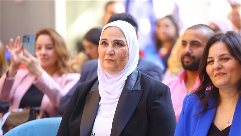 نيفين القباج، فيتو
