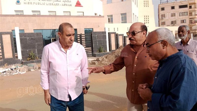 جولة تفقدية لمحافظ