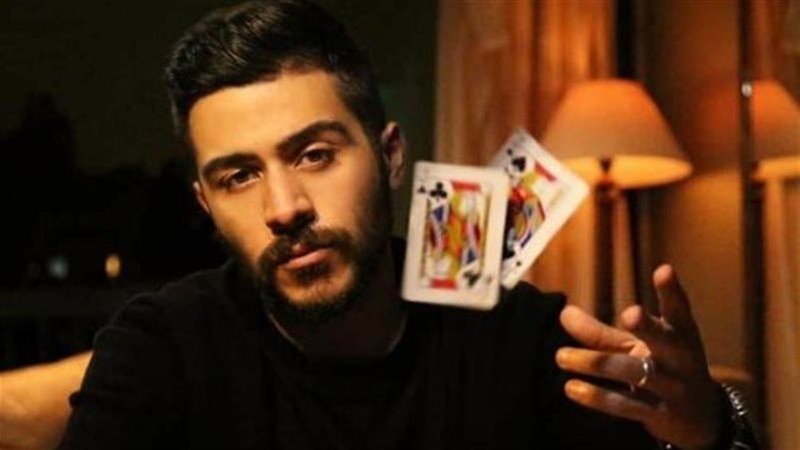أحمد كامل، فيتو 