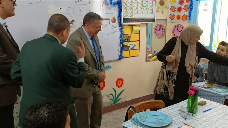 زيارة وكيل وزارة