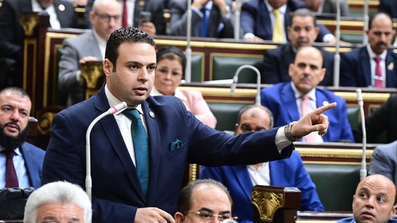 عبد المنعم امام،