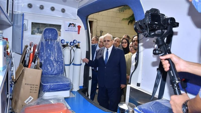 جامعة القاهرة، فيتو