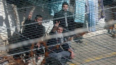 إدارة السجون الإسرائيلية تعلن بدء إجراءات الإفراج عن أسرى فلسطينيين