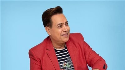حكيم يتعاون مع الشاعر أحمد حسن راؤول في أغنية جديدة 