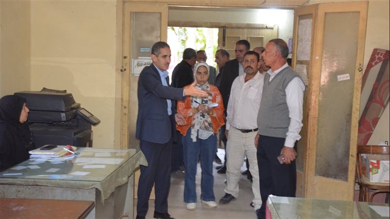 محافظ الغربية يتفقد