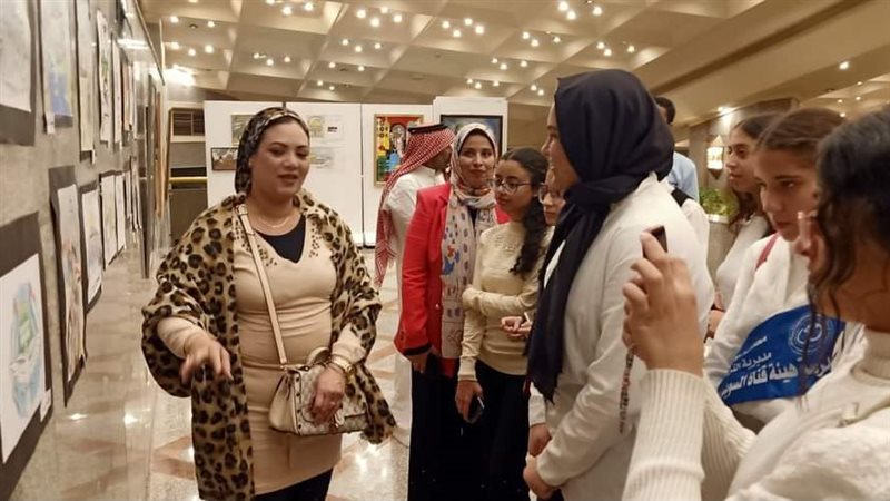 جانب من افتتاح المعرض،