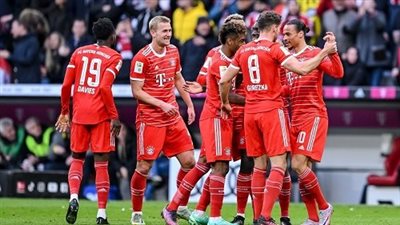 بايرن ميونخ يفوز 3-0 علي شتوتجارت في الدوري الألماني 