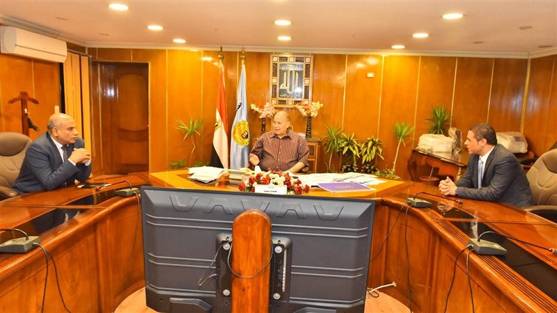 اللواء عصام سعد محافظ