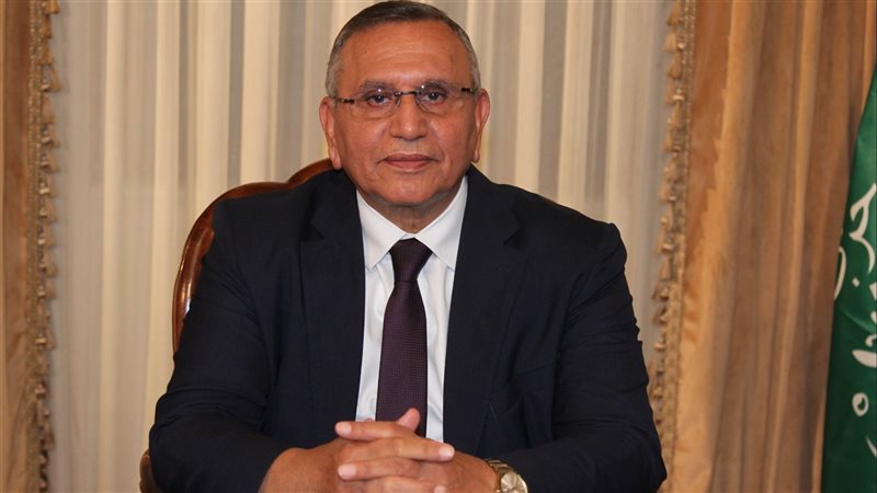 الدكتور عبد السند