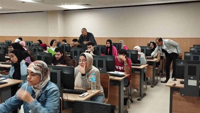 جلمعة عين شمس، فيتو