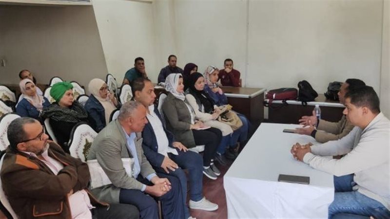 دورة بعنوان الأسس