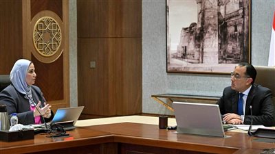 رئيس الحكومة يتابع مع وزيرة التضامن الاجتماعي عددا من ملفات العمل
