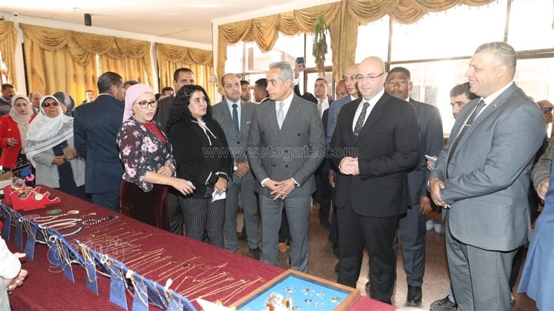  الزيارة، فيتو