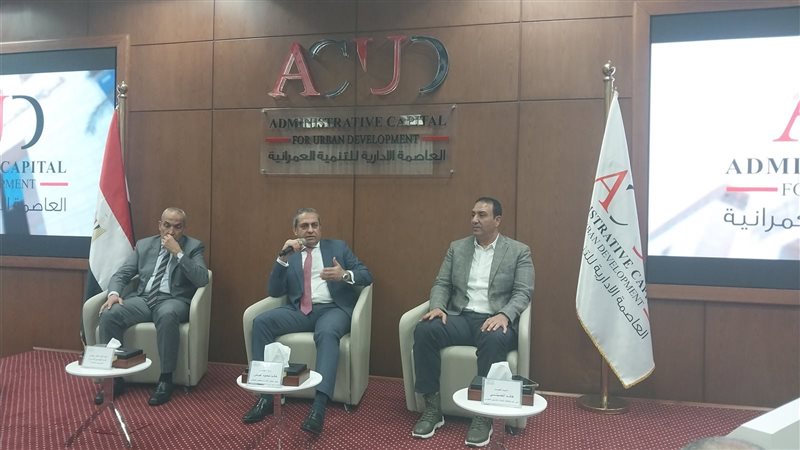 خالد عباس خلال المؤتمر